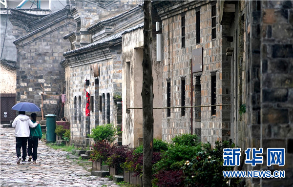 西河村蝶变之路：文化创意助力乡村振兴，古法榨油成新亮点