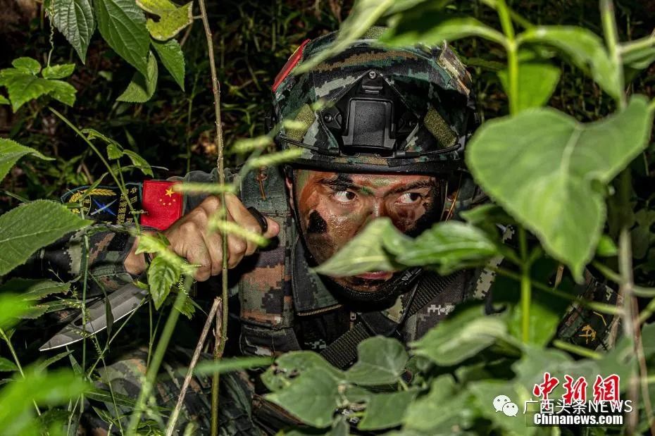 手机一开就是新闻头条_头条新闻开手机是骗局吗_手机新闻头条是来自哪个软件