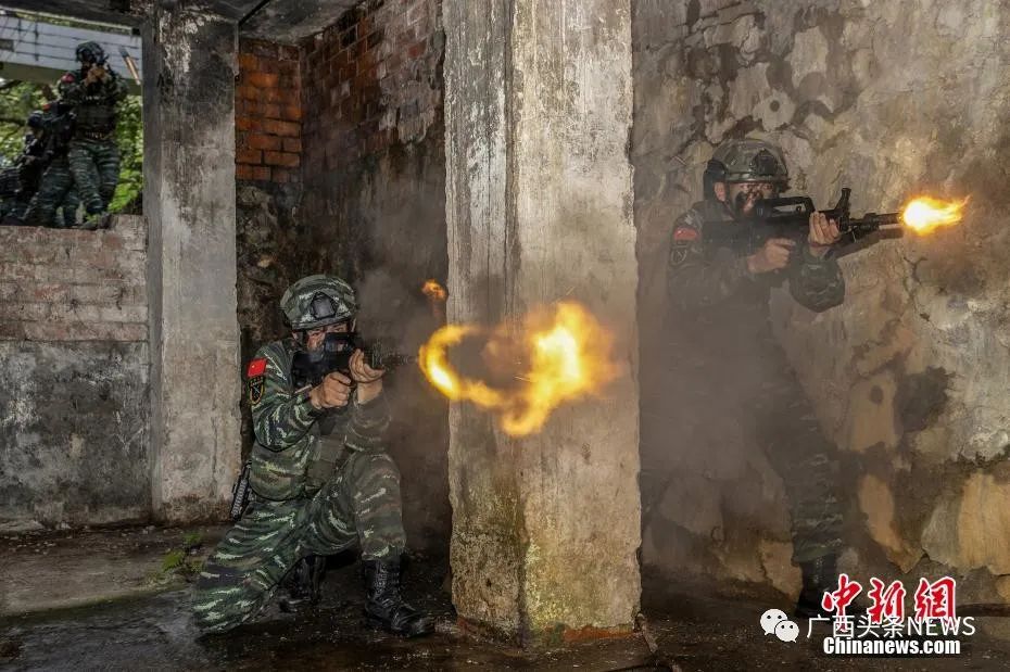 手机一开就是新闻头条_手机新闻头条是来自哪个软件_头条新闻开手机是骗局吗