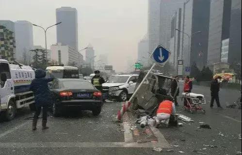 沂水车祸_昨天沂水车祸现场_沂水新闻头条车祸现场