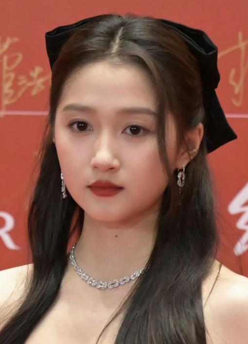 头条女神写_头条女神原图下载_头条女神 私拍