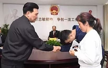 头条新闻直接下载_我要下载头条新闻_头条新闻下载要收费吗