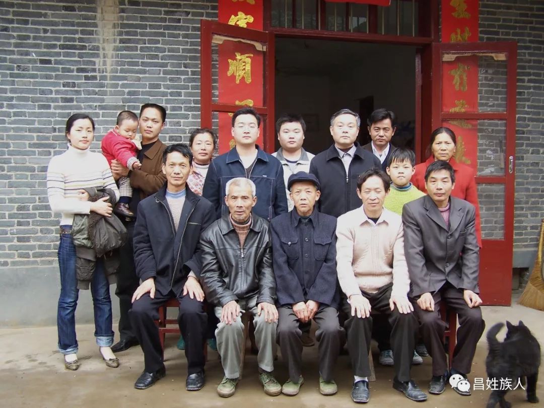 洛阳新闻头条车祸现场_洛阳昨晚车祸现场_洛阳发生车祸