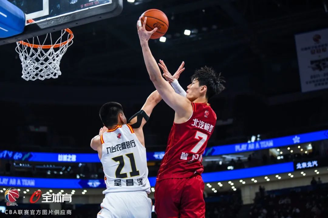 cba历史篮板榜_cba蓝板榜历史排名_cba历史蓝板总榜