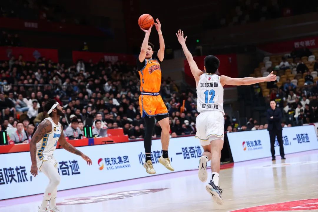 cba蓝板榜历史排名_cba历史蓝板总榜_cba历史篮板榜
