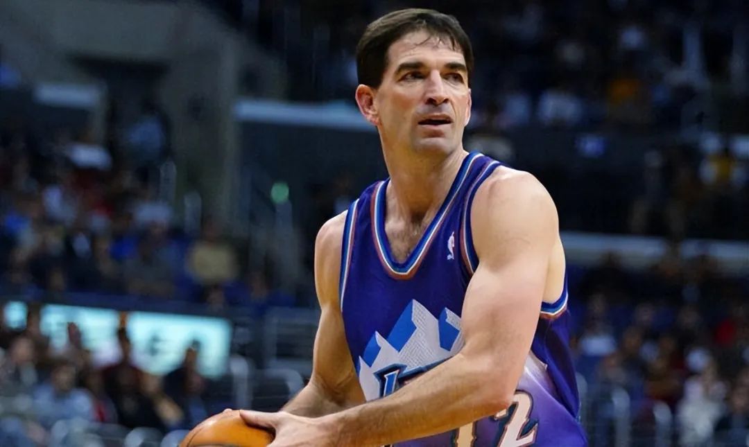 nba小前锋代表人物_nba小前锋明星_小前锋nba球星