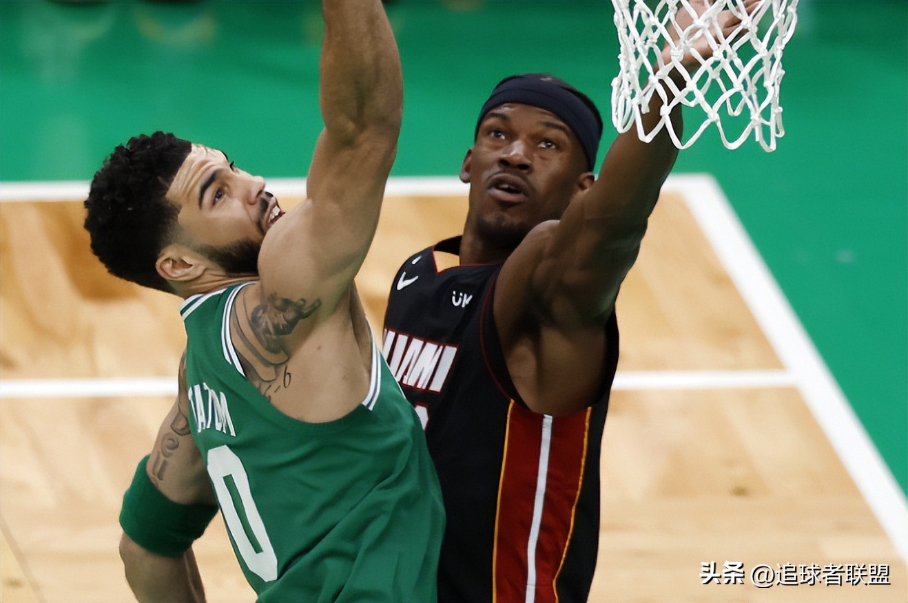 nba东部颁奖典礼视频_nba总决赛颁奖仪式_nba东决颁奖