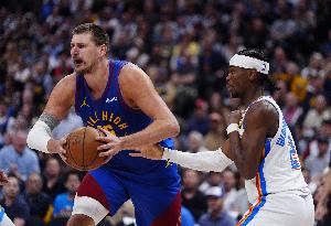 nba帕金斯搞笑视频_帕金斯集锦_nba名宿帕金斯