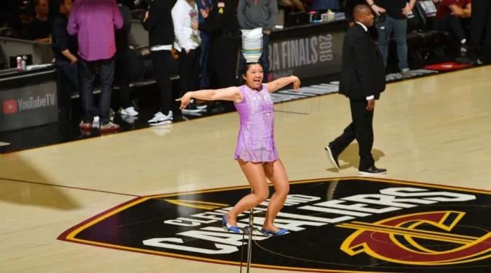 nba啦啦队服装_啦啦队的服装_nba啦啦队穿衣服规定