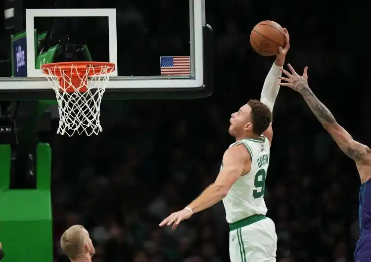 nba年薪排行榜前二十名_nba球员年薪排名最新_nba年薪榜