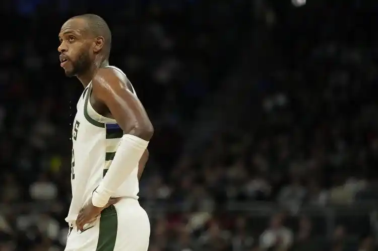 nba年薪排行榜前二十名_nba球员年薪排名最新_nba年薪榜
