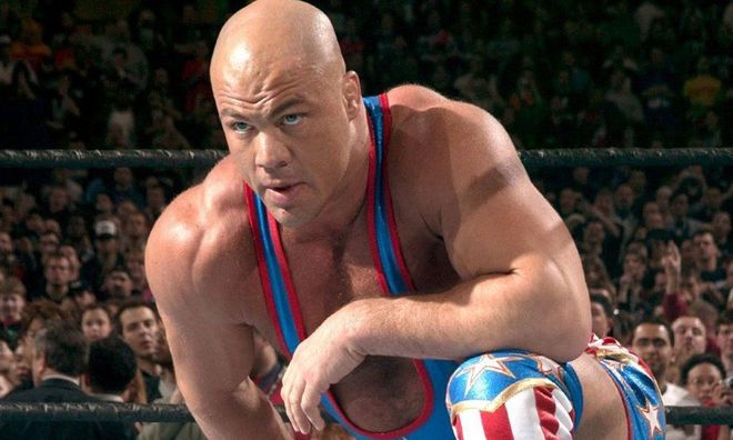 WWE选手伤痛仍坚持比赛，科特·安格脖子重伤仍夺奥运金牌