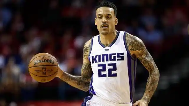 nba新秀历史排名_nba历年新秀_nba历届新秀最佳阵容