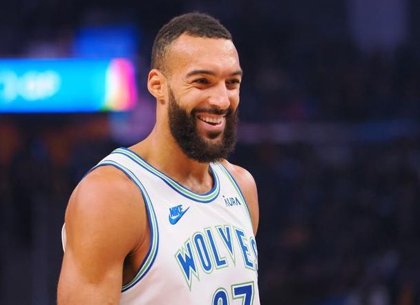 nba中锋战术_nba中锋怎么打_nba中锋打法
