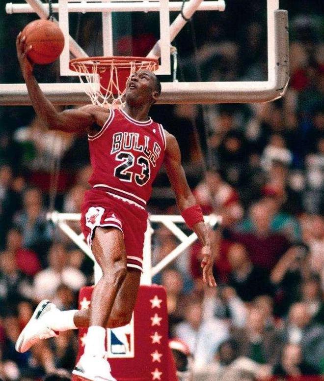 飞人NBA_飞人乔丹_nba第一飞人