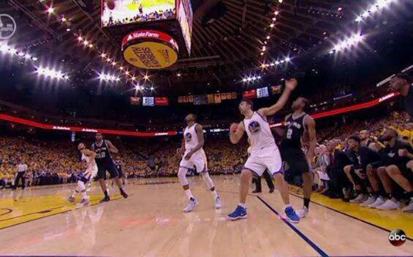 nba 垫脚_垫脚石他不干了_垫脚走路的好处